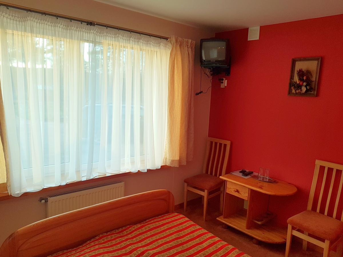 Piligrimo Uzeiga Motel Kadares Eksteriør bilde